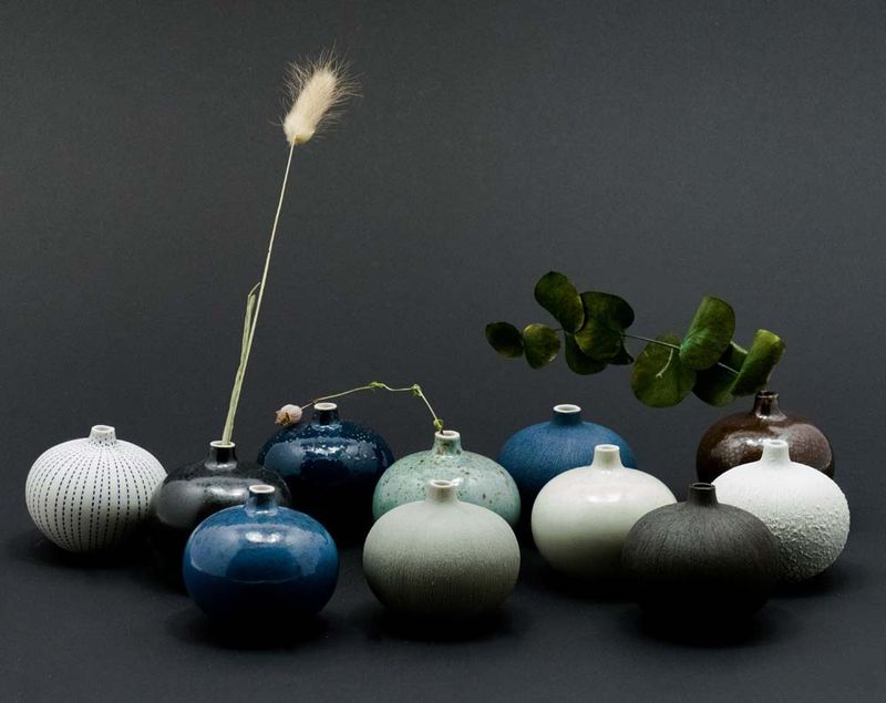 Vase Bari, Small White – Brown Dots